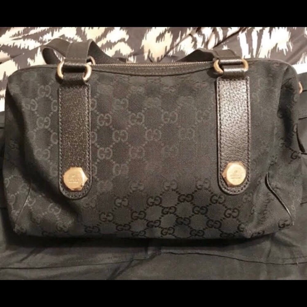 Authentic black Gucci boston hobo shoulder bag